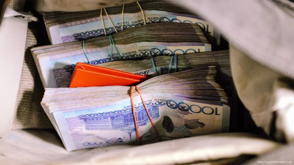 Tokayev signs law criminalizing bribe offers in Kazakhstan