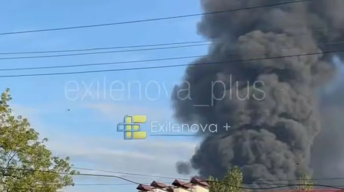 Беспилотники атаковали объект НС-Ойл в Ульяновской области, начался сильный пожар