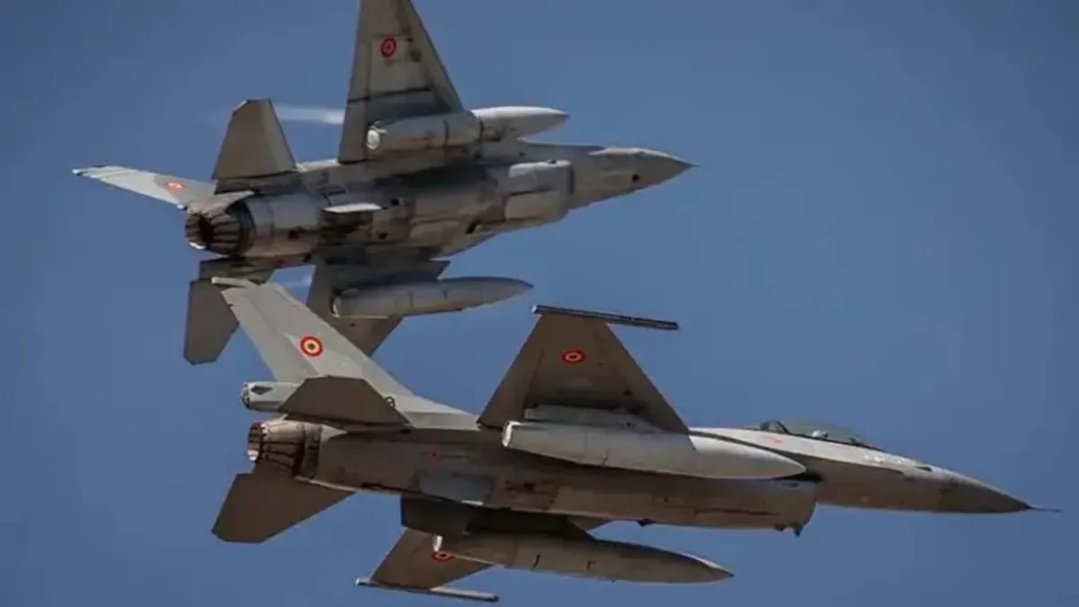 Румынский F-16 сбил беспилотник над Бузэу