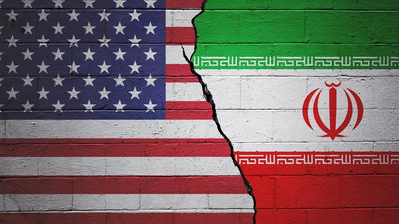Армия Ирана заявила об атаке дронами-камикадзе на авиабазу США Шейх Иса в Бахрейне