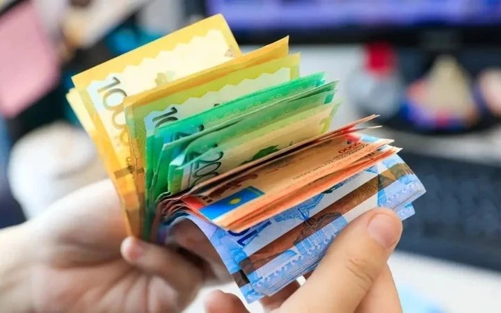 Kazakhstan proposes doubling salary supplements for crop testing workers