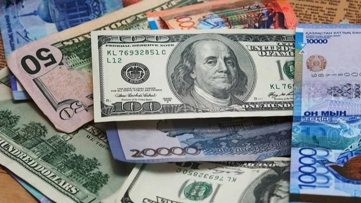 Нацбанк продаст $200–300 млн из Нацфонда в августе