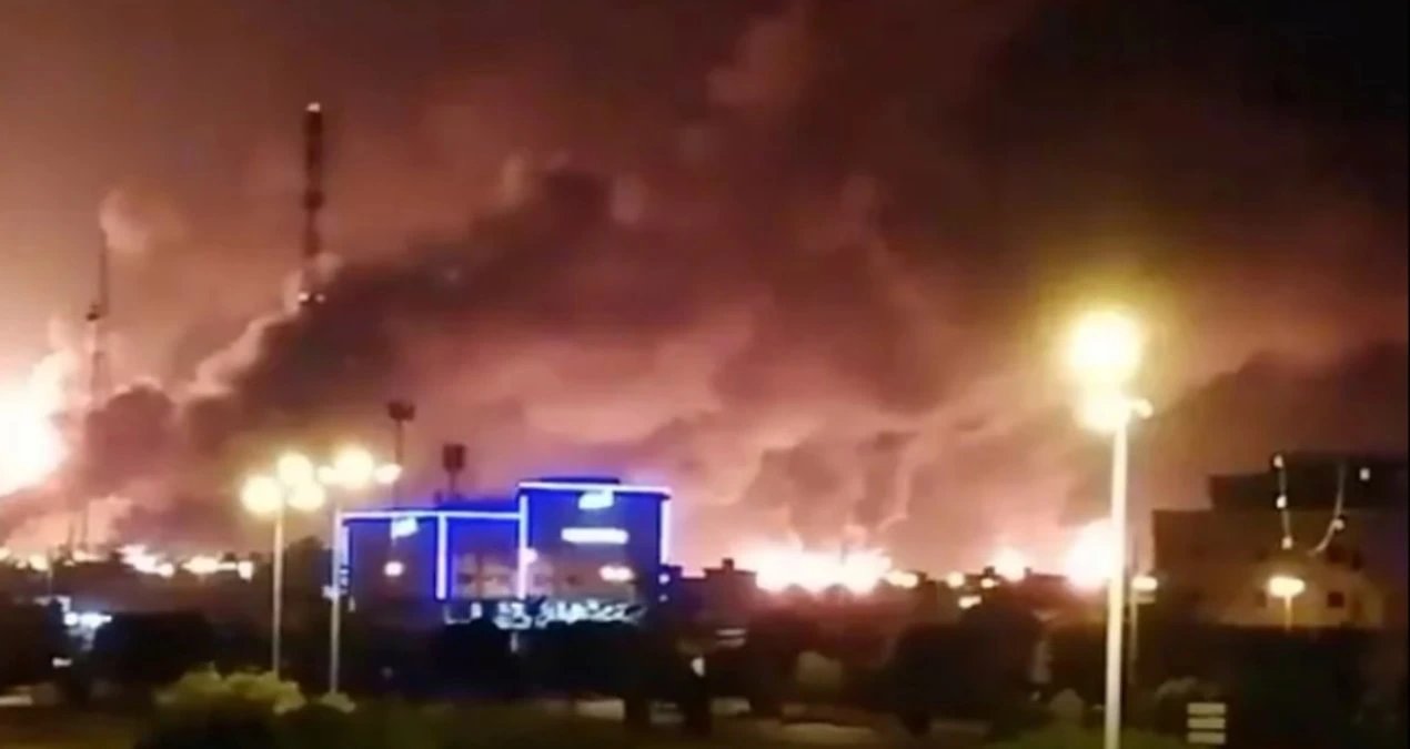 Иранские хуситы ударили по НПЗ Saudi Aramco после подписания оборонного пакта Эрдоганом с Эр-Риядом и Пакистаном