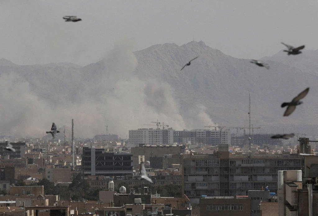 Israeli TV: Israel keeps solo Iran attack option as US seeks exit