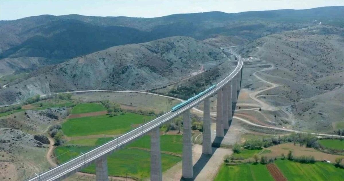 Turkey advances 224 km railway to Nakhchivan, key to Middle Corridor