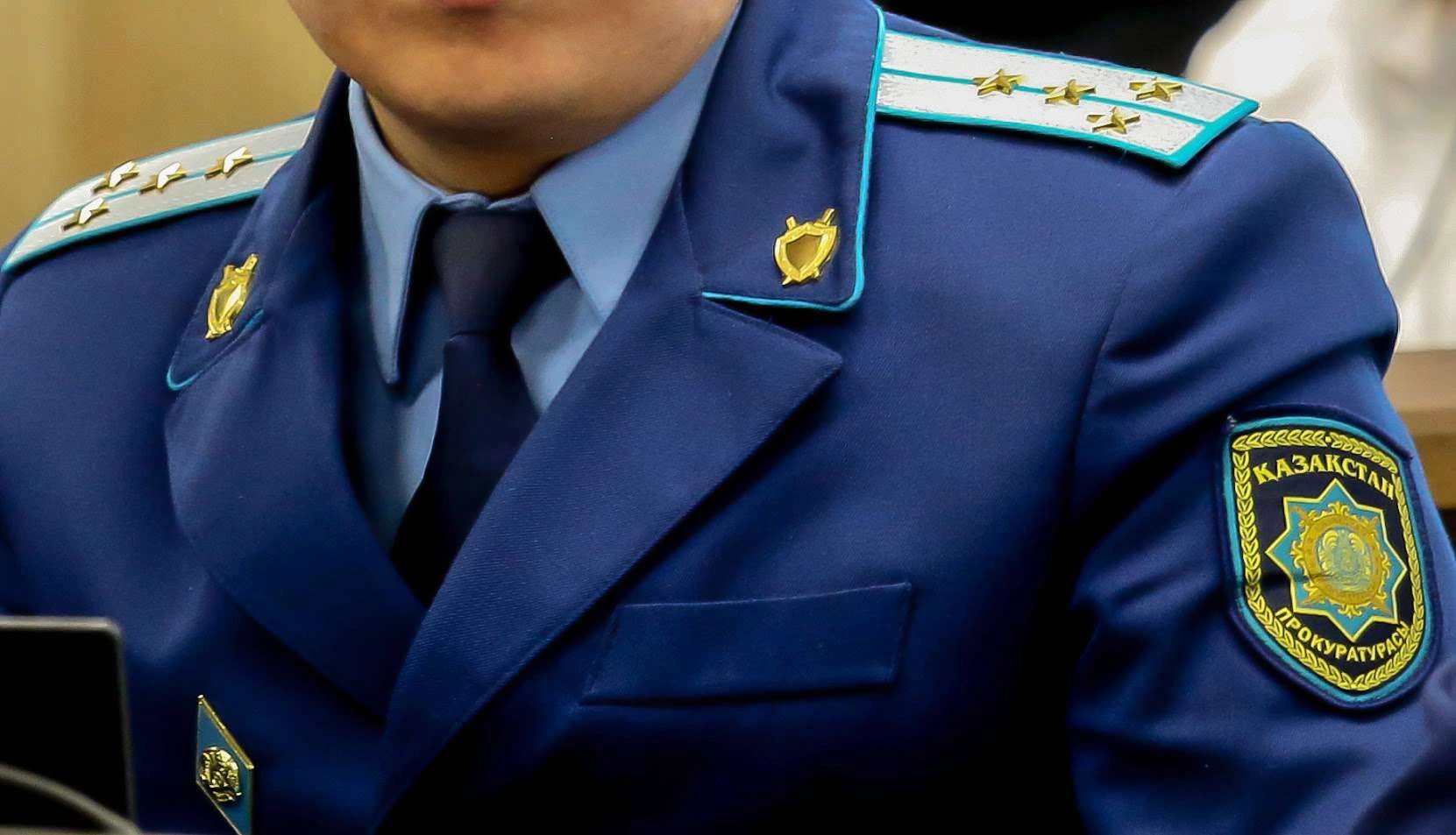Алматы прокуроры Бажкенованың үш эпизод бойынша кінәсі дәлелденгенін, соның ішінде 84,2 млн теңге жымқыру, мәлімдейді