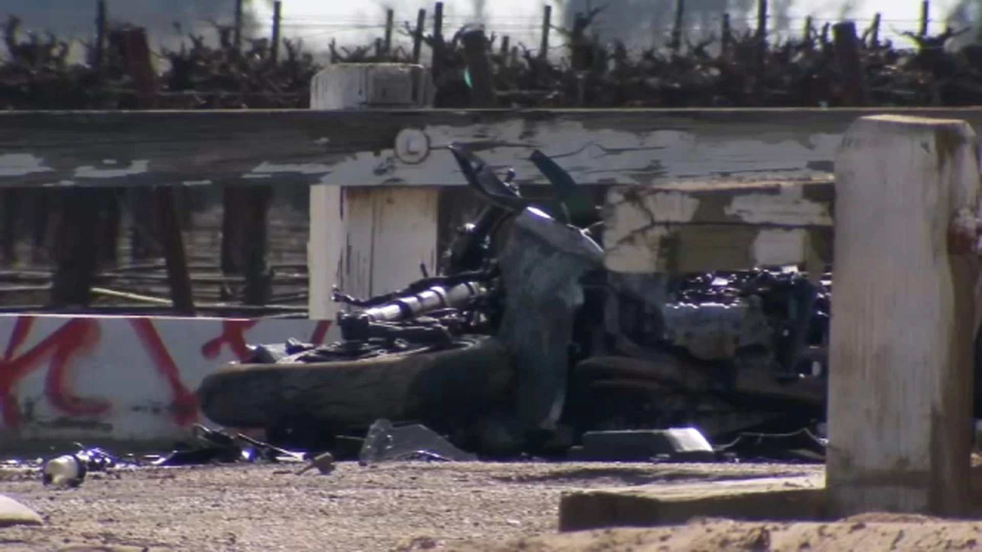 Municipal garbage truck collides with motorcycle in Akçakale, 2 injured