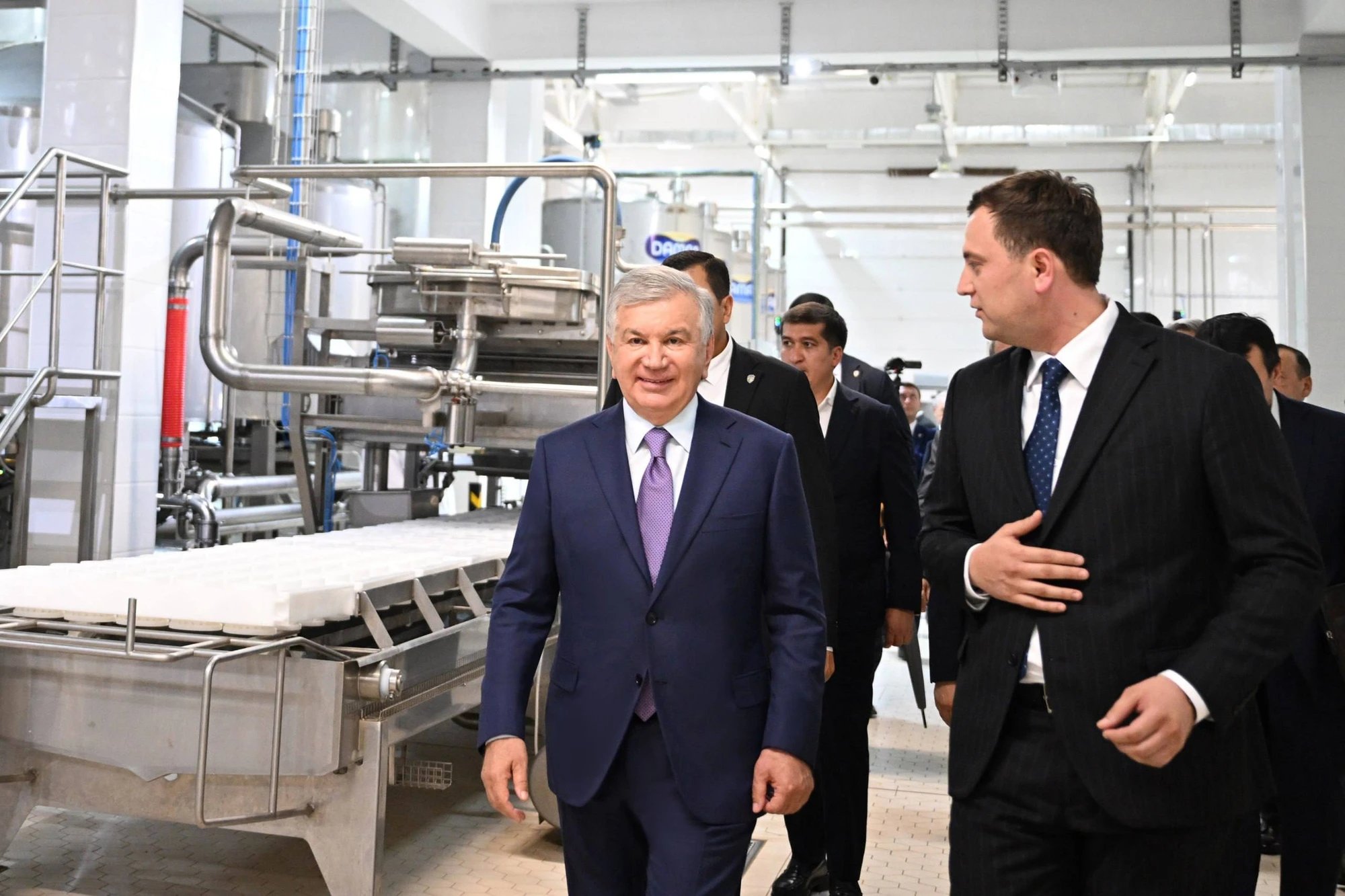 Mirziyoyev inspects $11 million Tillo Domor dairy plant in Khorezm