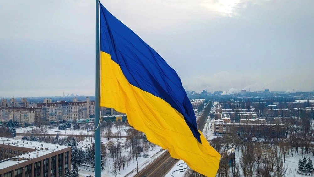 Украина укрепляет Славянск и предупреждает о российских дронах-резаках