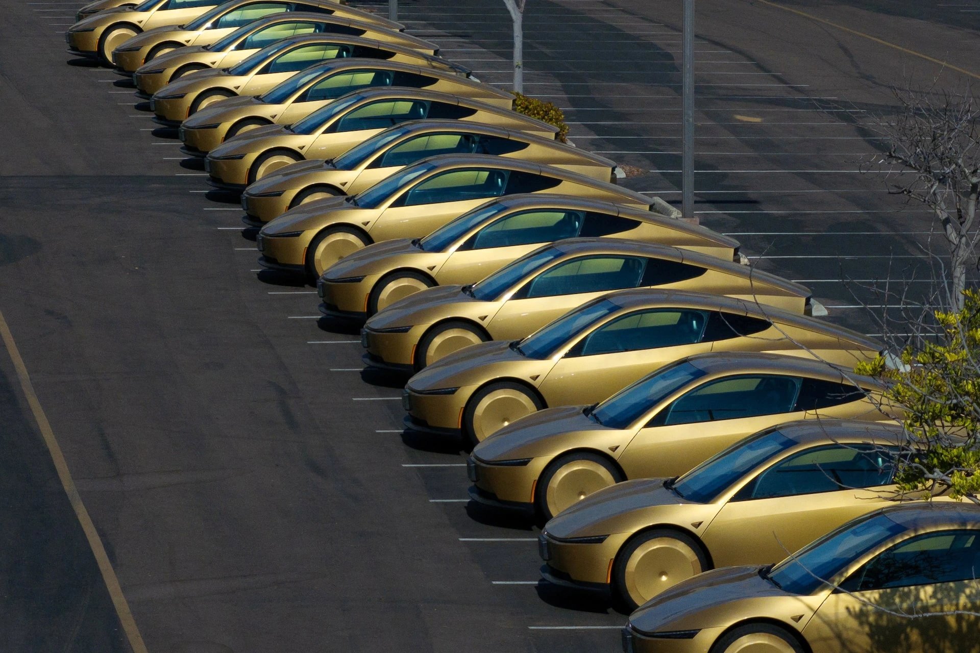 Tesla to launch Cybercab in Austin in August, starting with employee rides