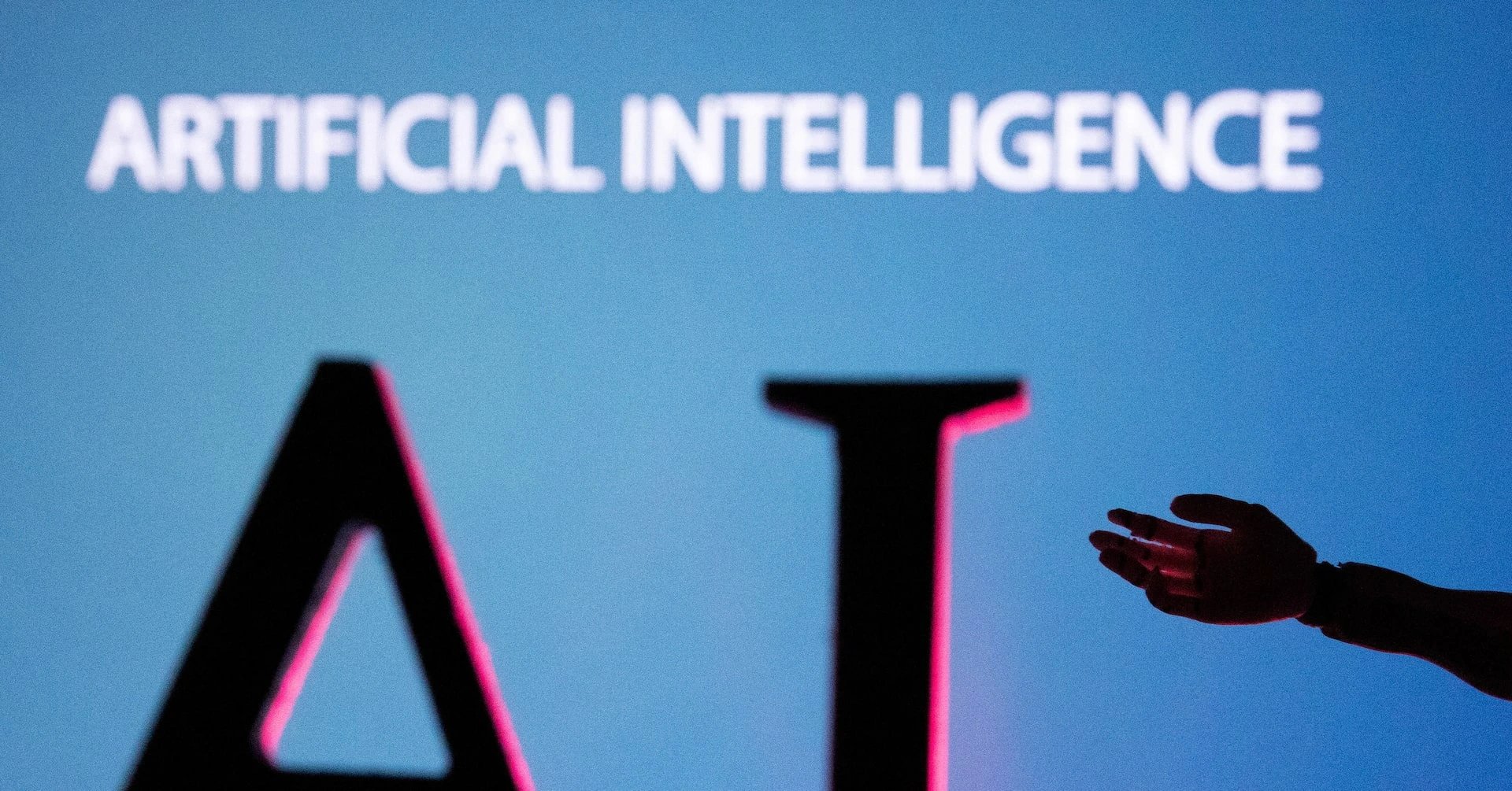 US profit growth at 50% amid ECB AI correction warning