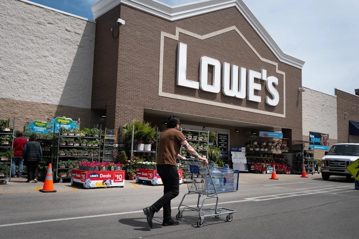 Lowe's cuts 2026 sales outlook to $92 billion as premarket stock falls