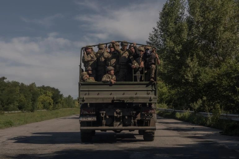 В Украине уличная мобилизация привела к атакам на военкоматы