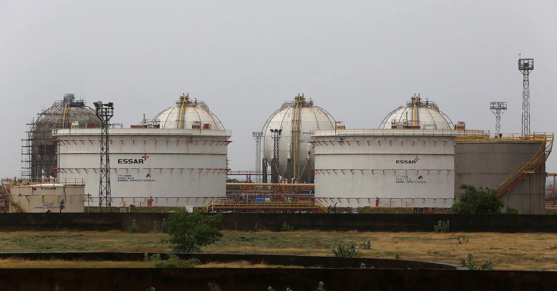 India, US refiners reap record fuel export profits as wars cut supply