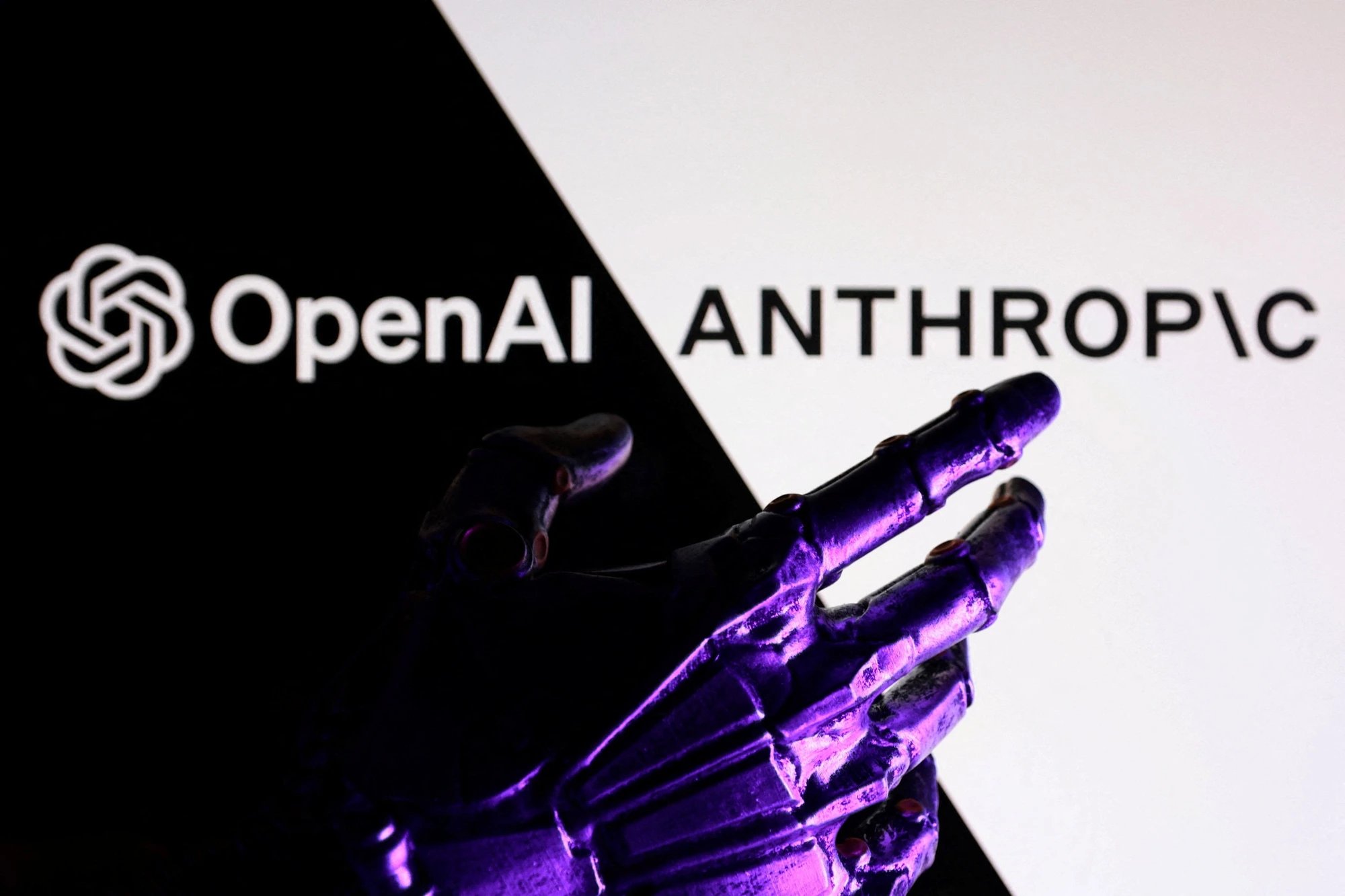 OpenAI zero-data monitoring counters Anthropic 30-day retention