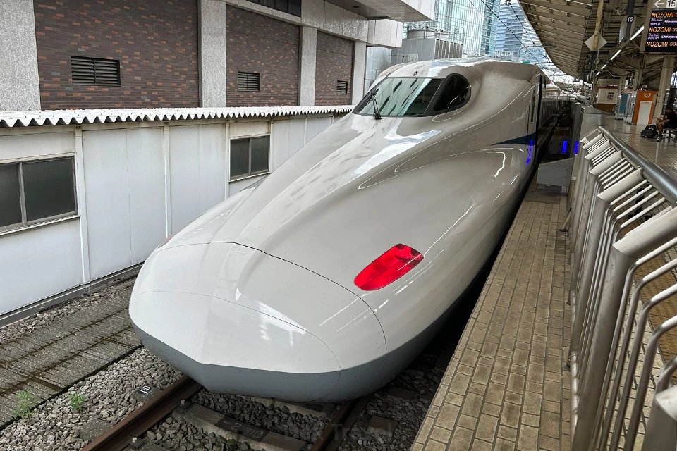 Four workers die after express train hits track crew in Tochigi, Japan