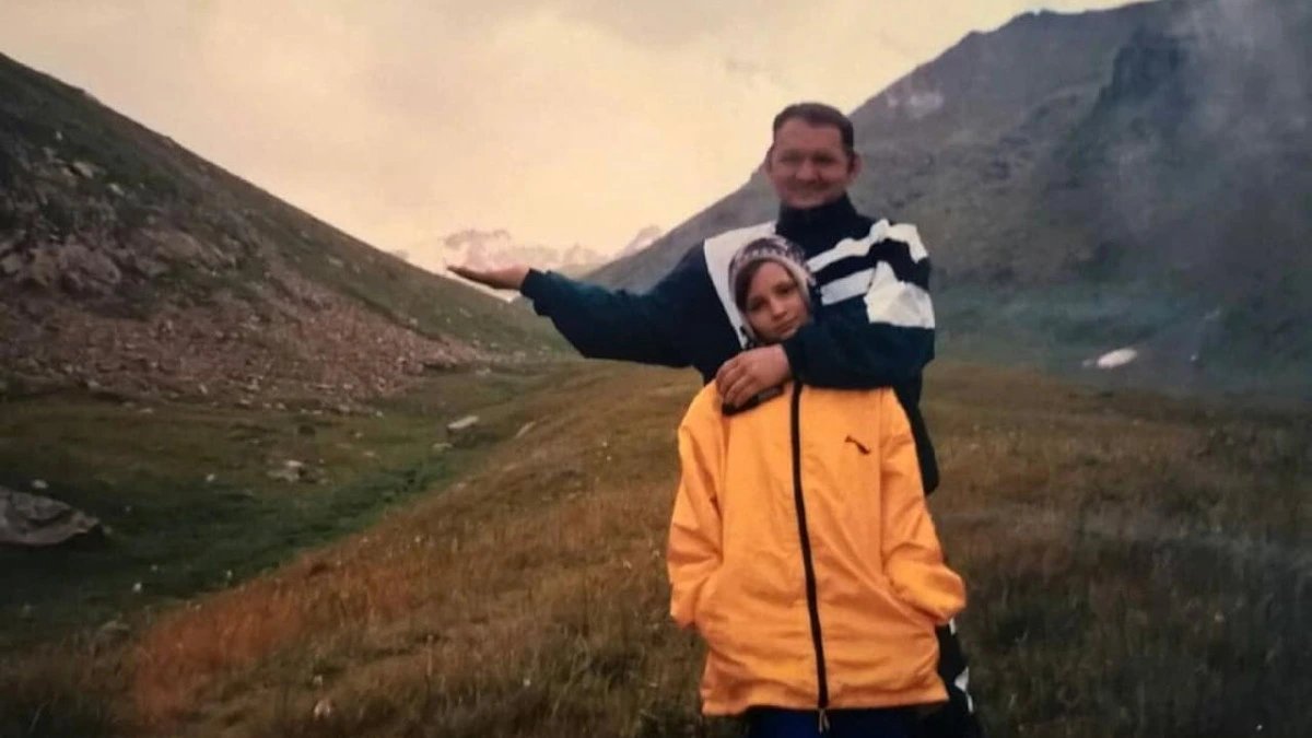 Nellya Mikheeva identifies Sergey Mikheev's remains found on Severtsov glacier after 19 years