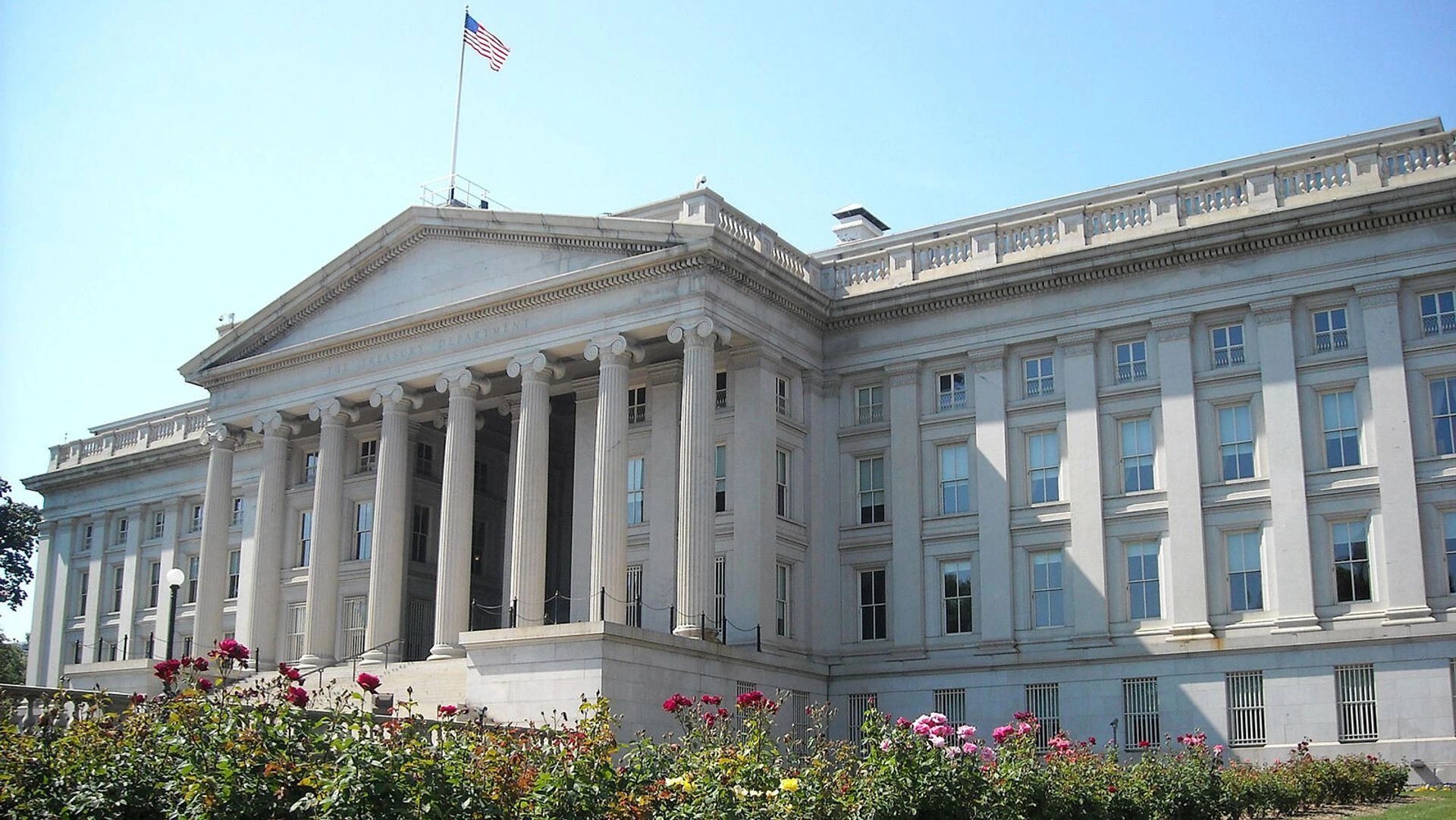 US Treasury weakness reflects global bond selloff, not dollar's fading anchor role
