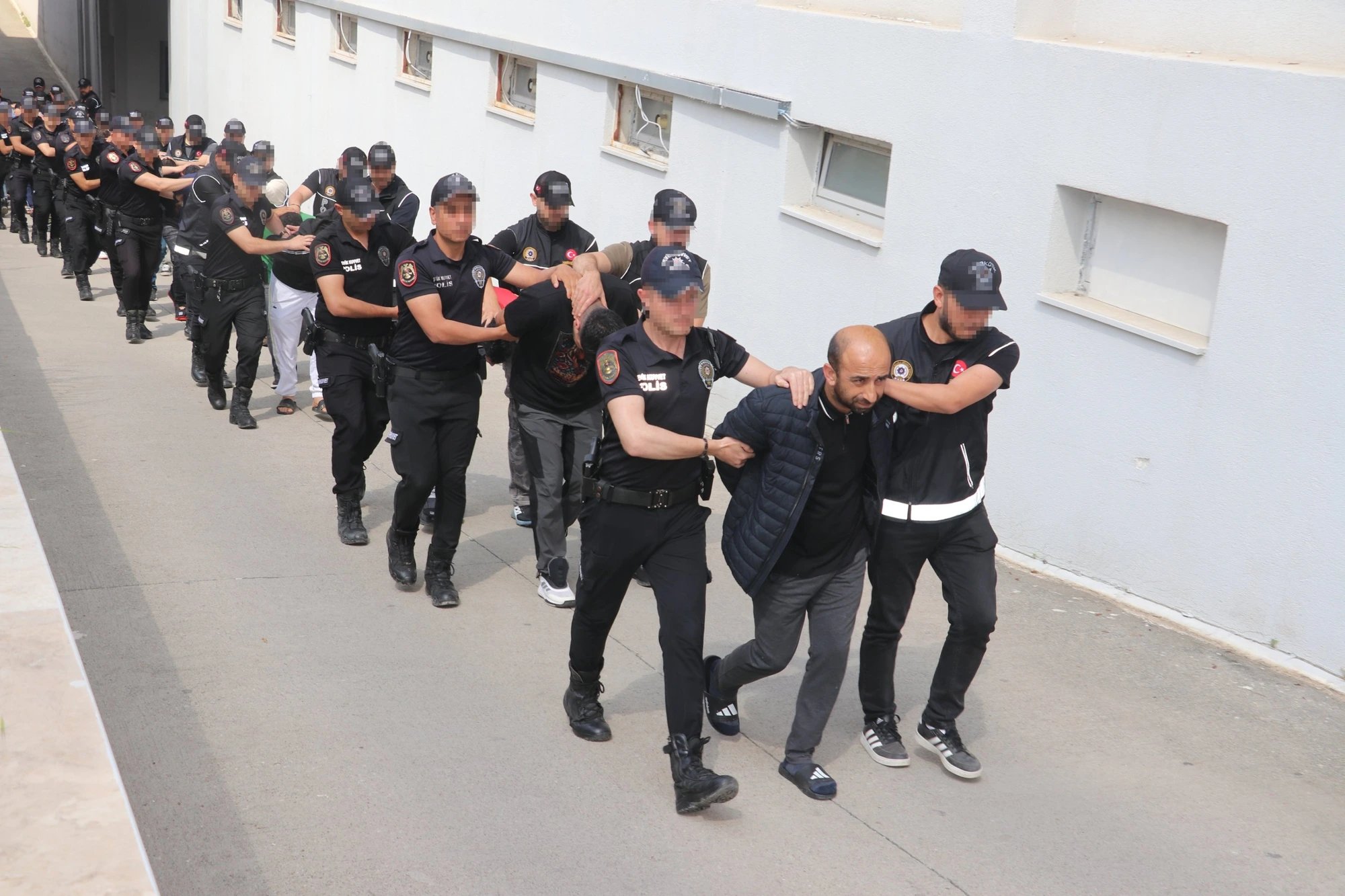 Turkish police arrest 37 in 18-province cybercrime operation