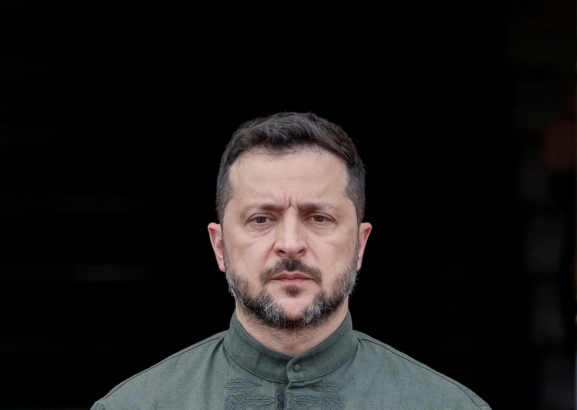 Зеленский Тәуелсіздік күнінде Украина бейбітшілікті қалайтынын, бірақ берілмейтінін мәлімдеді