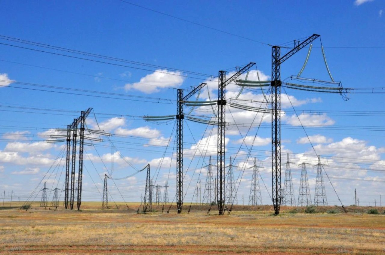 Kazakhstan builds 500 kV lines to boost North-South transit by 440 MW