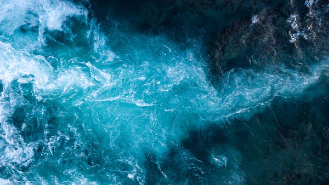World ocean surface temperature hits record 21.10°C