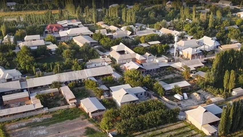 Kyrgyzstan takes control of former Uzbek exclave Tash-Dobo