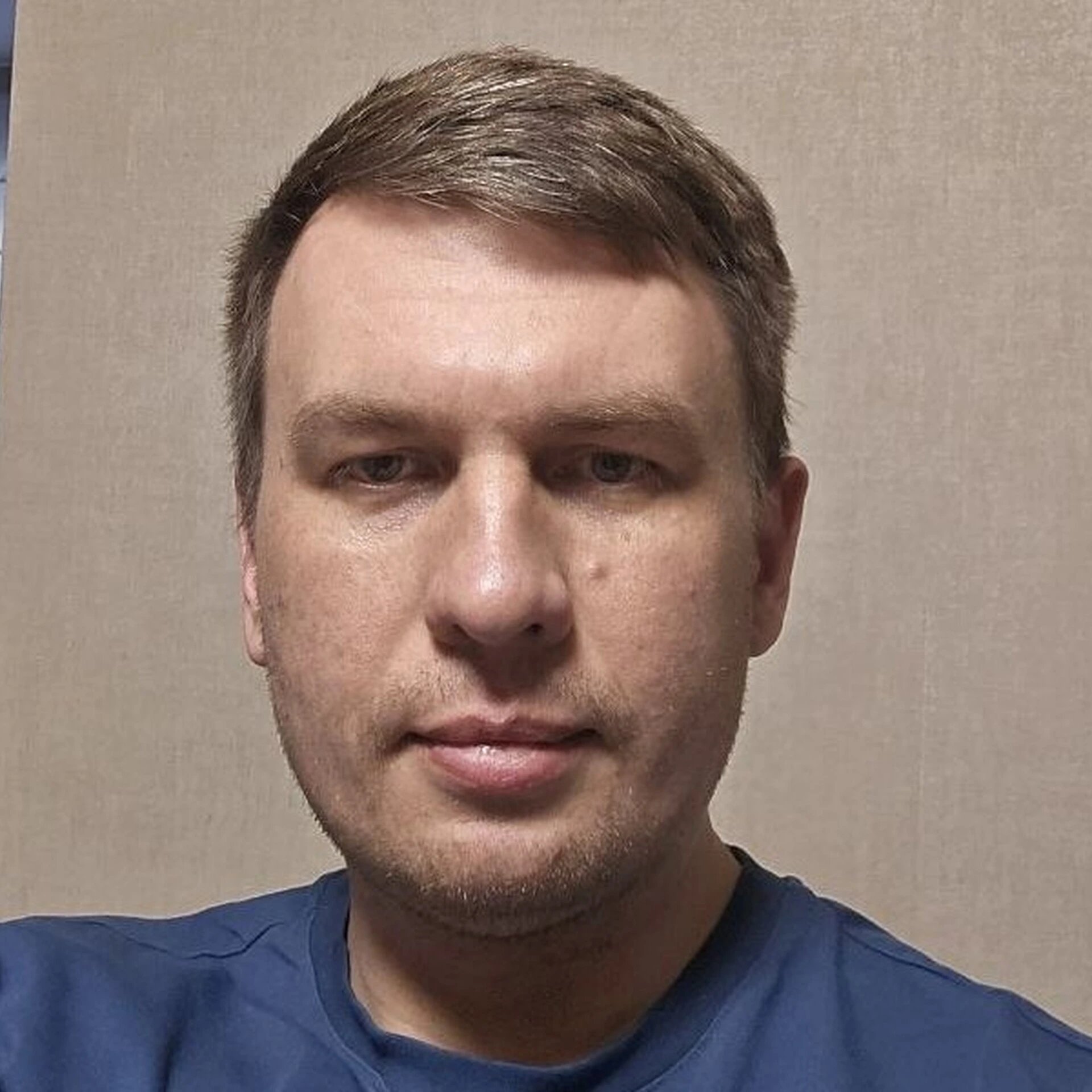 Russian blogger Ilya Remeslo sent to Moscow pretrial detention in army fake news case