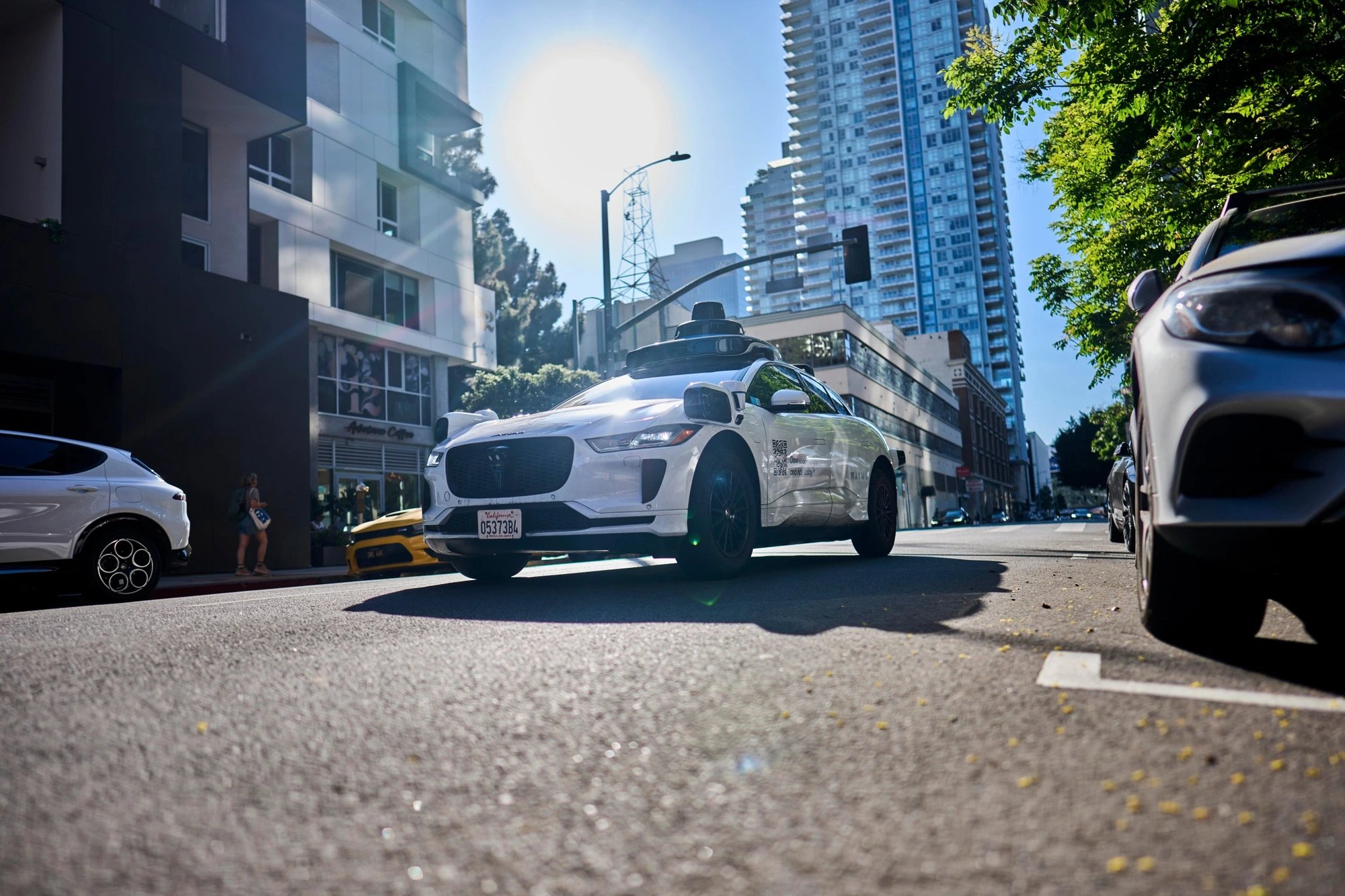 Штаты и города США ужесточают правила для роботакси на фоне экспансии Waymo в 11 городах