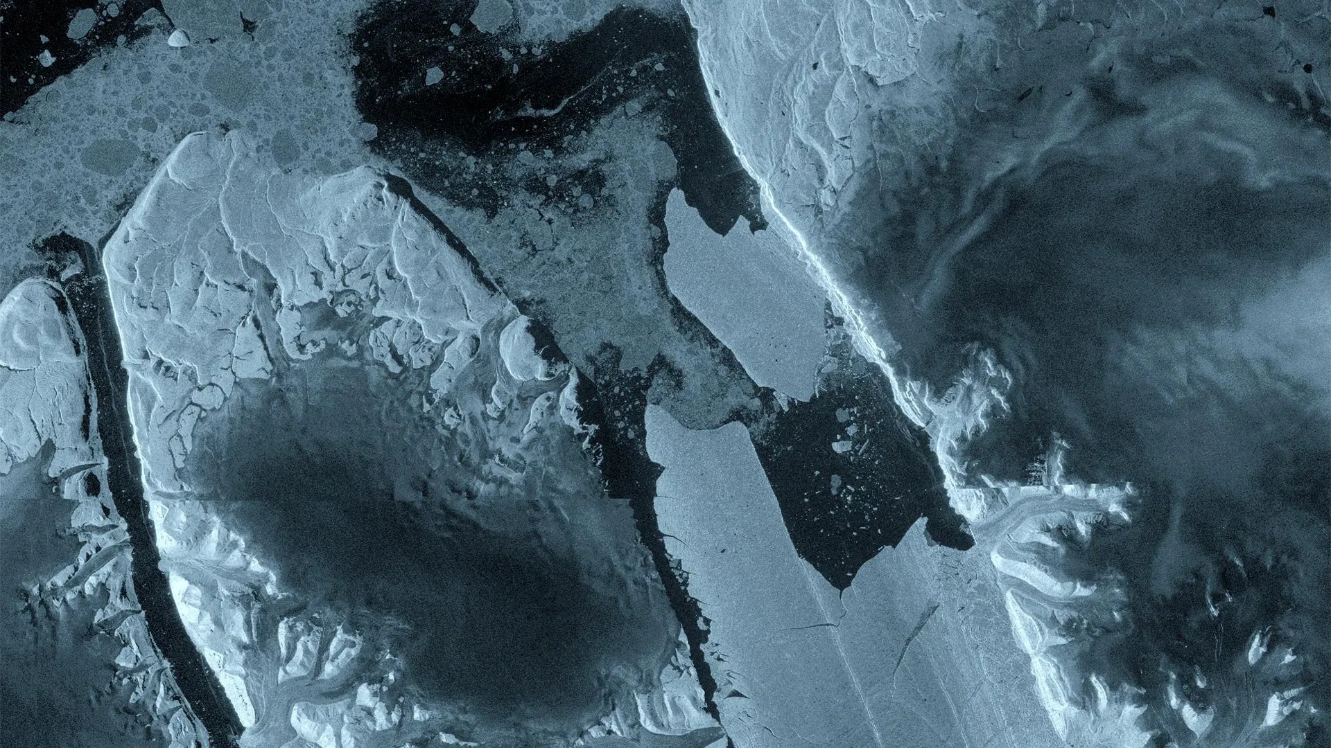76 sq km ice island breaks from Greenland's Petermann Glacier