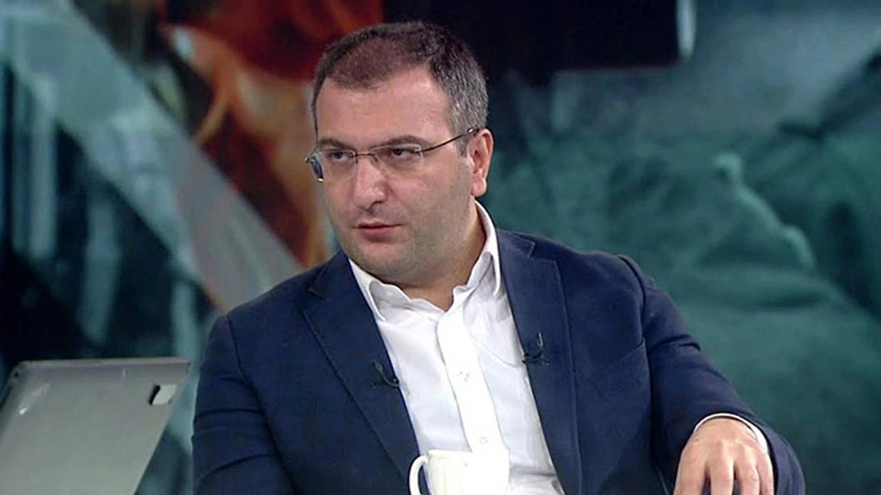 MASAK report flags 5 million lira in suspicious transfers to journalist Cem Küçük