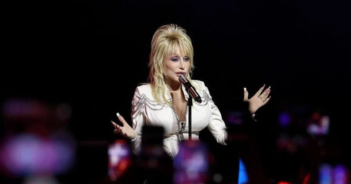 Dolly Parton, country music icon, dies at 80
