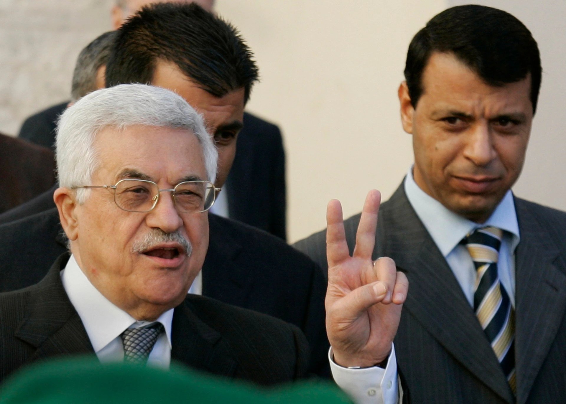 Fatah and Dahlan bloc hold reconciliation talks in Alamein before Palestinian elections