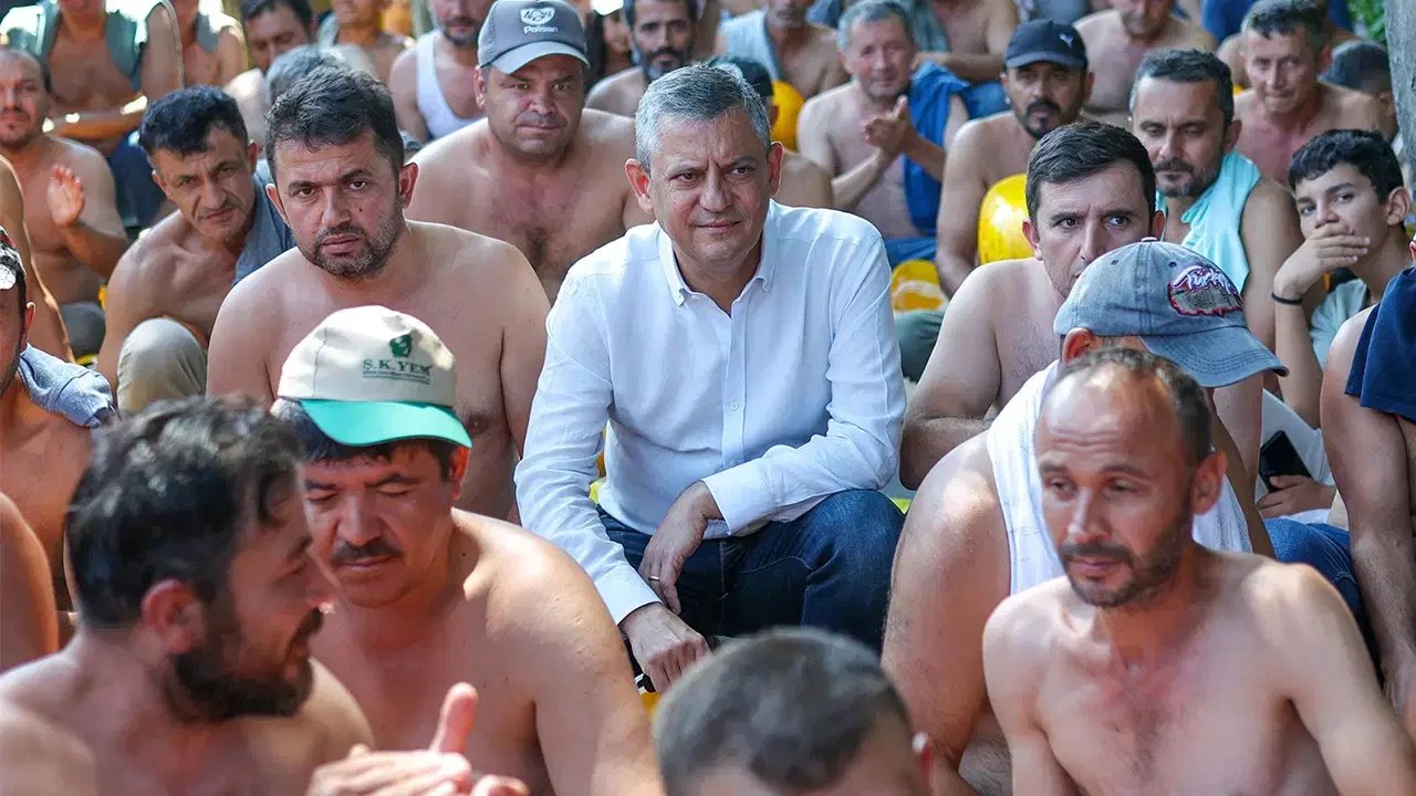 Police detain four miners at Ankara ministry protest over unpaid wages