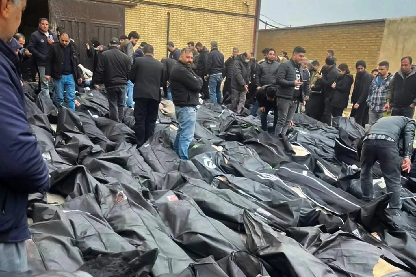 Иранда Исфахан наразылықтары бойынша 5 адам өлім жазасына кесілді, БҰҰ наурыздан бері 56 адам өлтірілгенін хабарлайды
