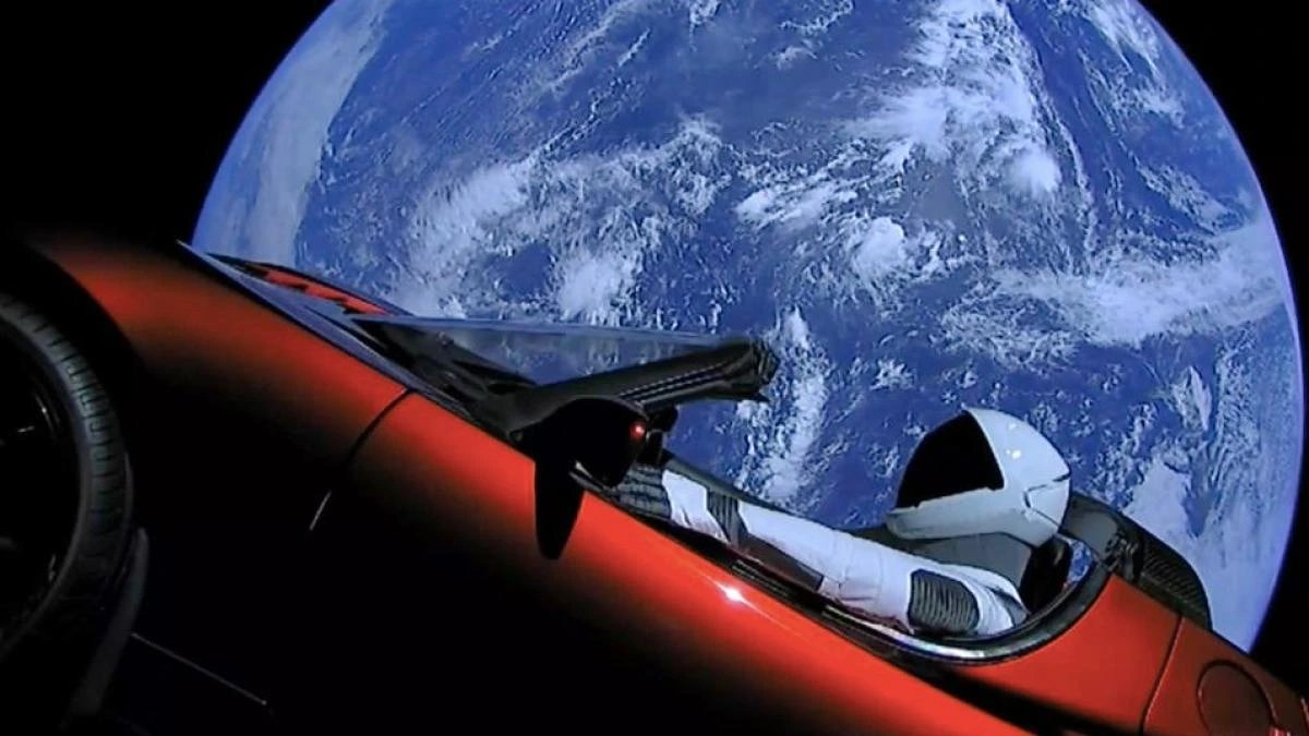 Musk Says SpaceX Launched His Tesla Roadster Because Failure Risk Was High