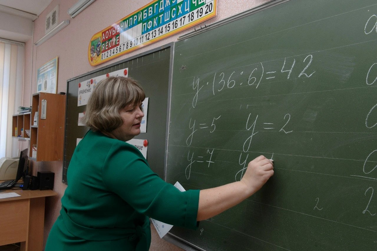 Kazakhstan to pilot new teacher certification rules from September 1