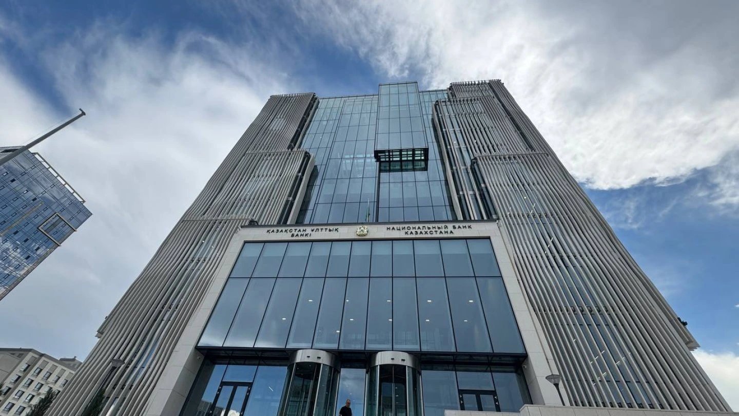 Kazakhstan approves state purchase of failing systemic banks from Sept 6