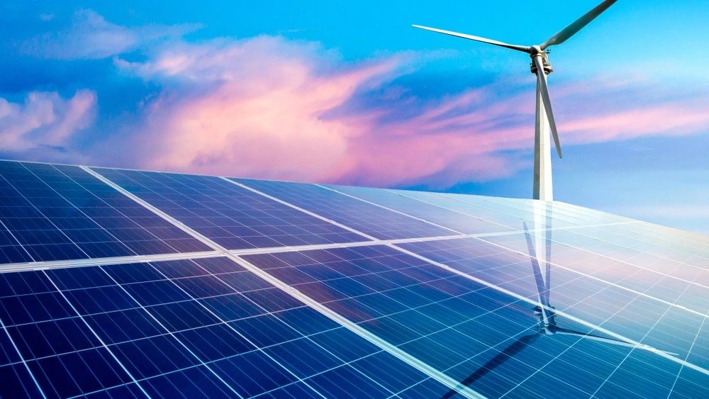 Mexico's energy reform opens sector to private investment, targets 32 GW by 2030