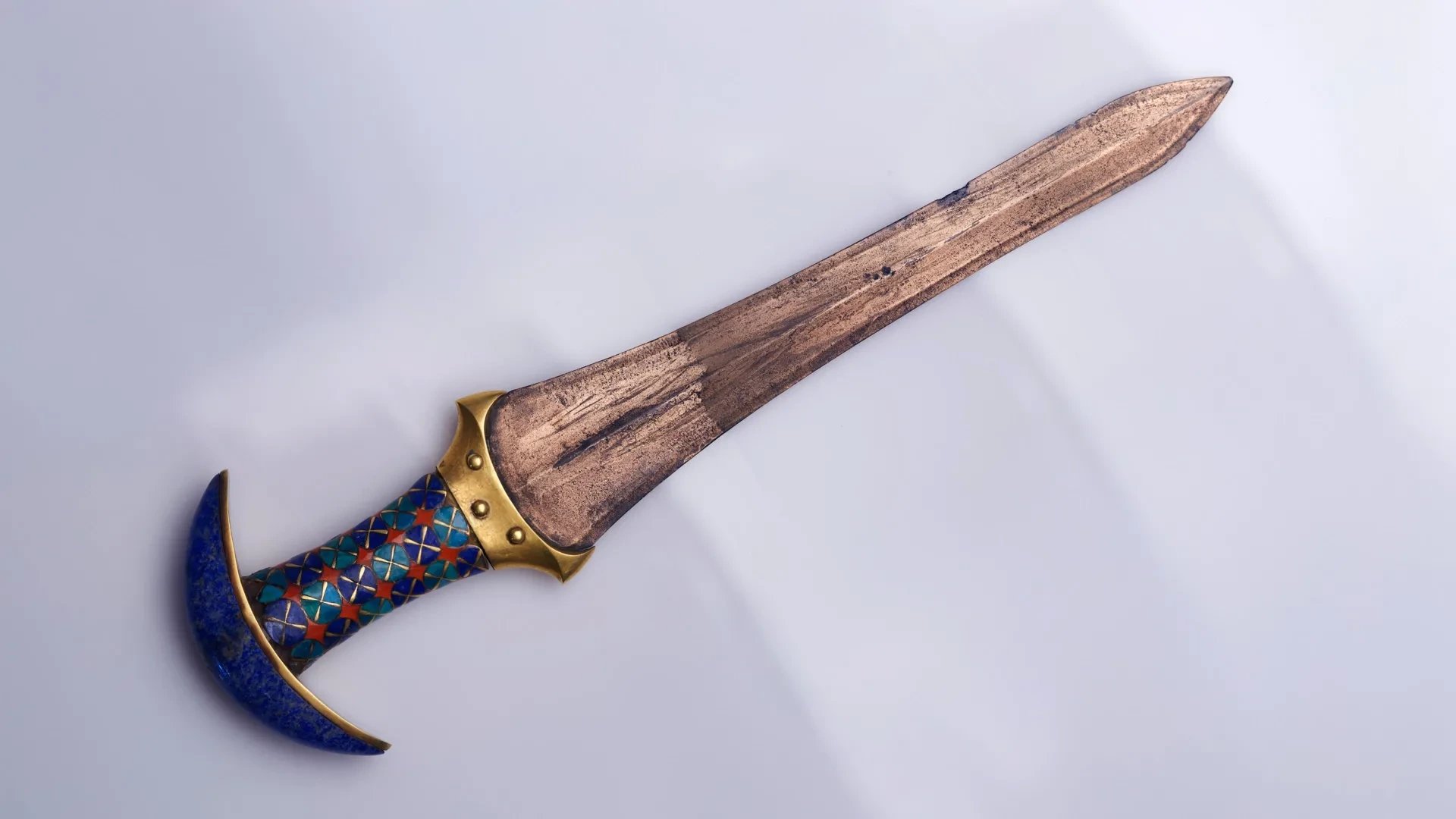 Ancient Egyptian princesses' bones show they trained with weapons