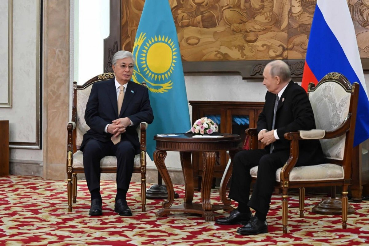 Tokayev and Putin meet on sidelines of SCO summit in Bishkek