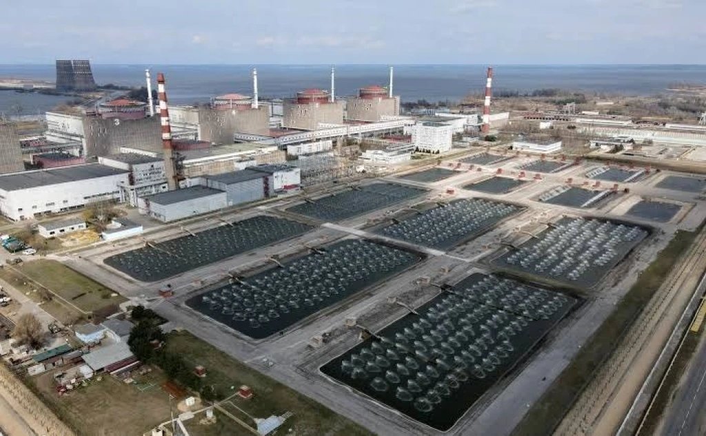 IAEA Chief Says Zaporizhzhia Plant May Shut Down Within 10 Days