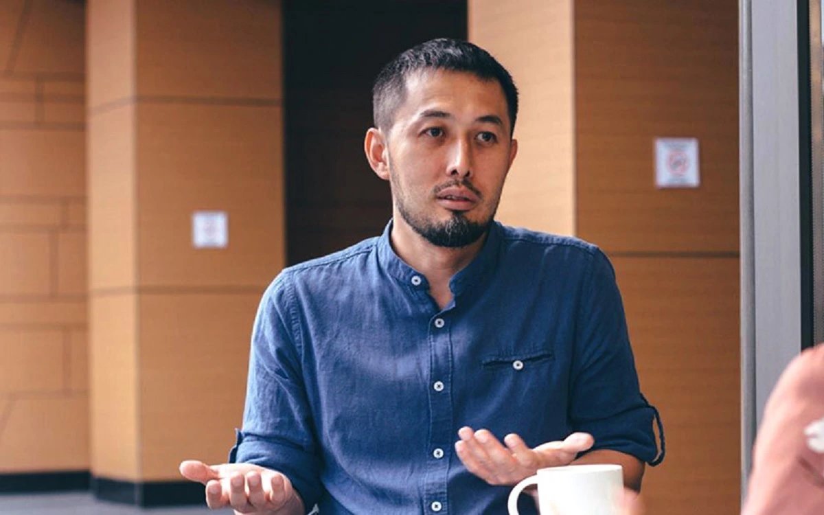 Kazakh activist Alnur Ilyashev charged with fraud after morning search