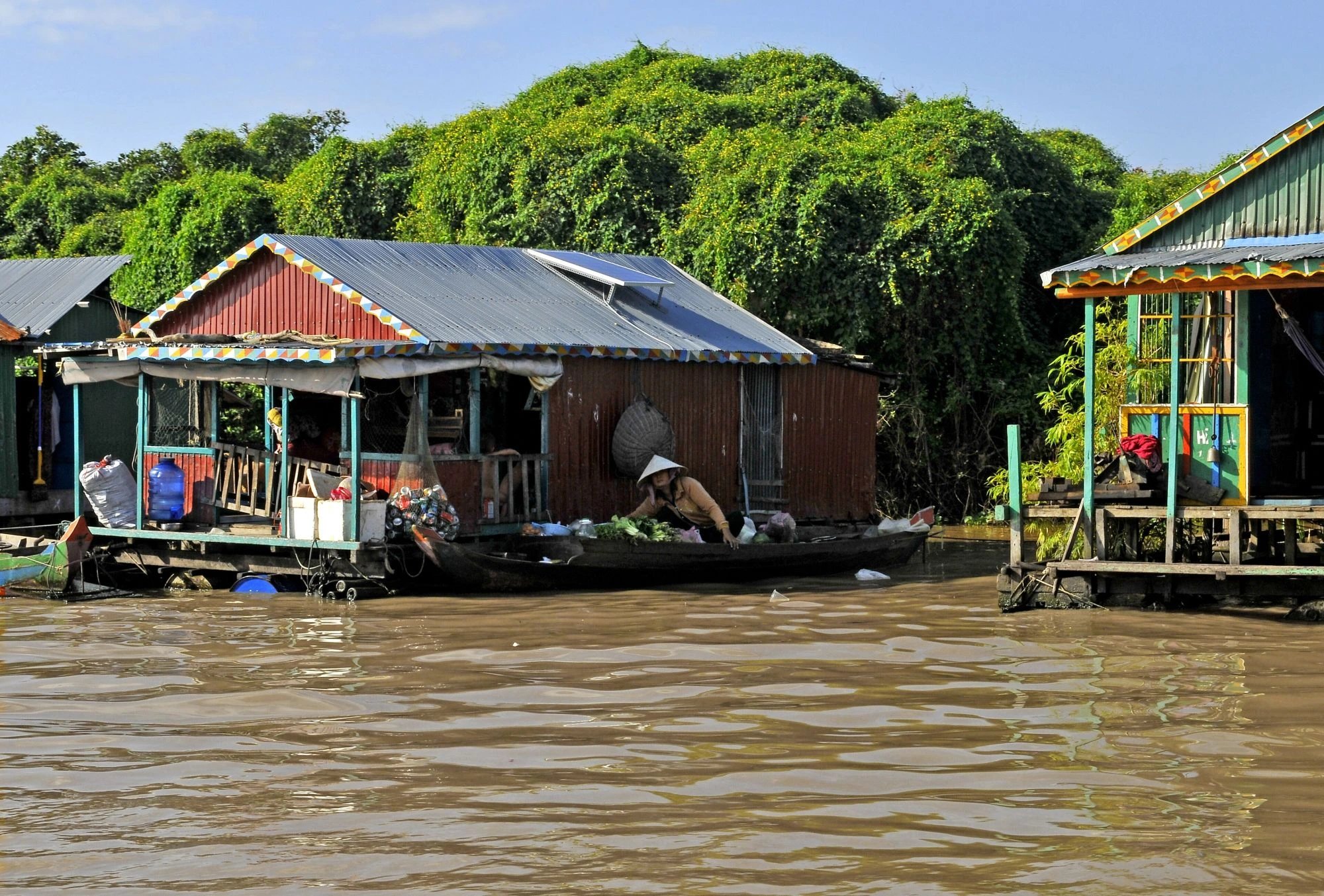 Cambodia's Tonle Sap Lake Recedes as Climate Change and Dams Disrupt Fishing