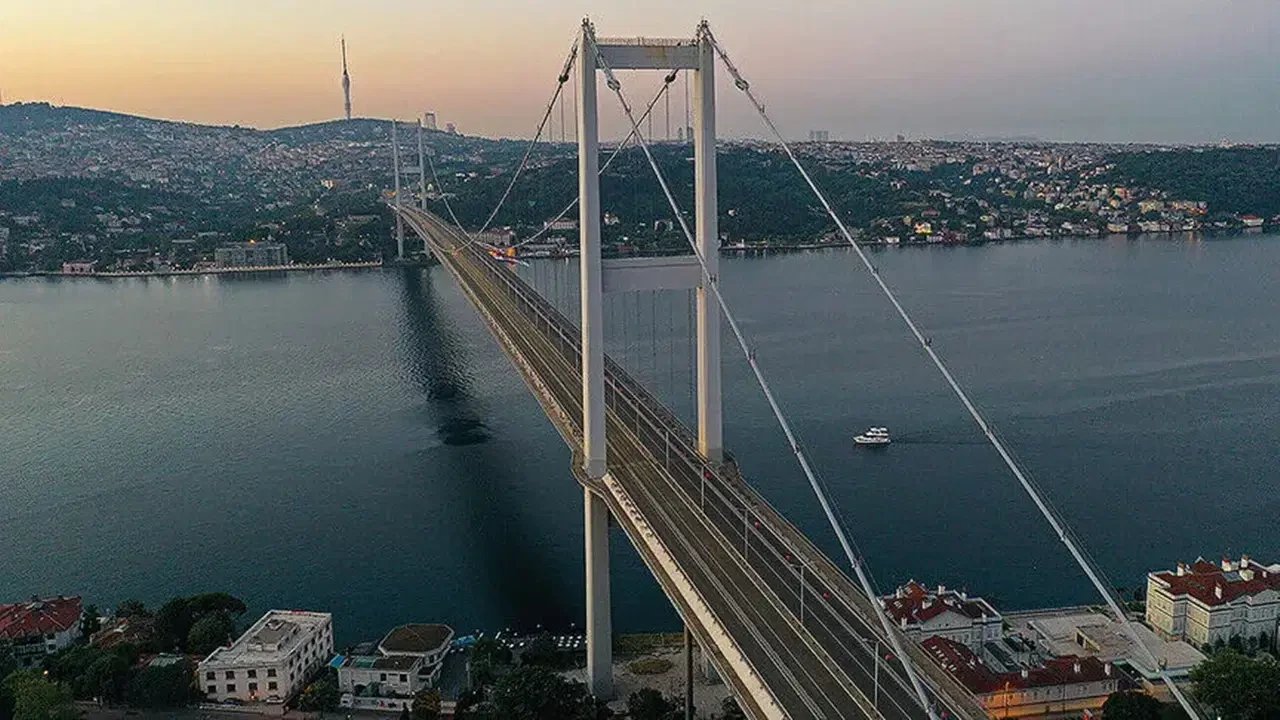 Erdogan approves privatization of Istanbul bridges and 10 highways