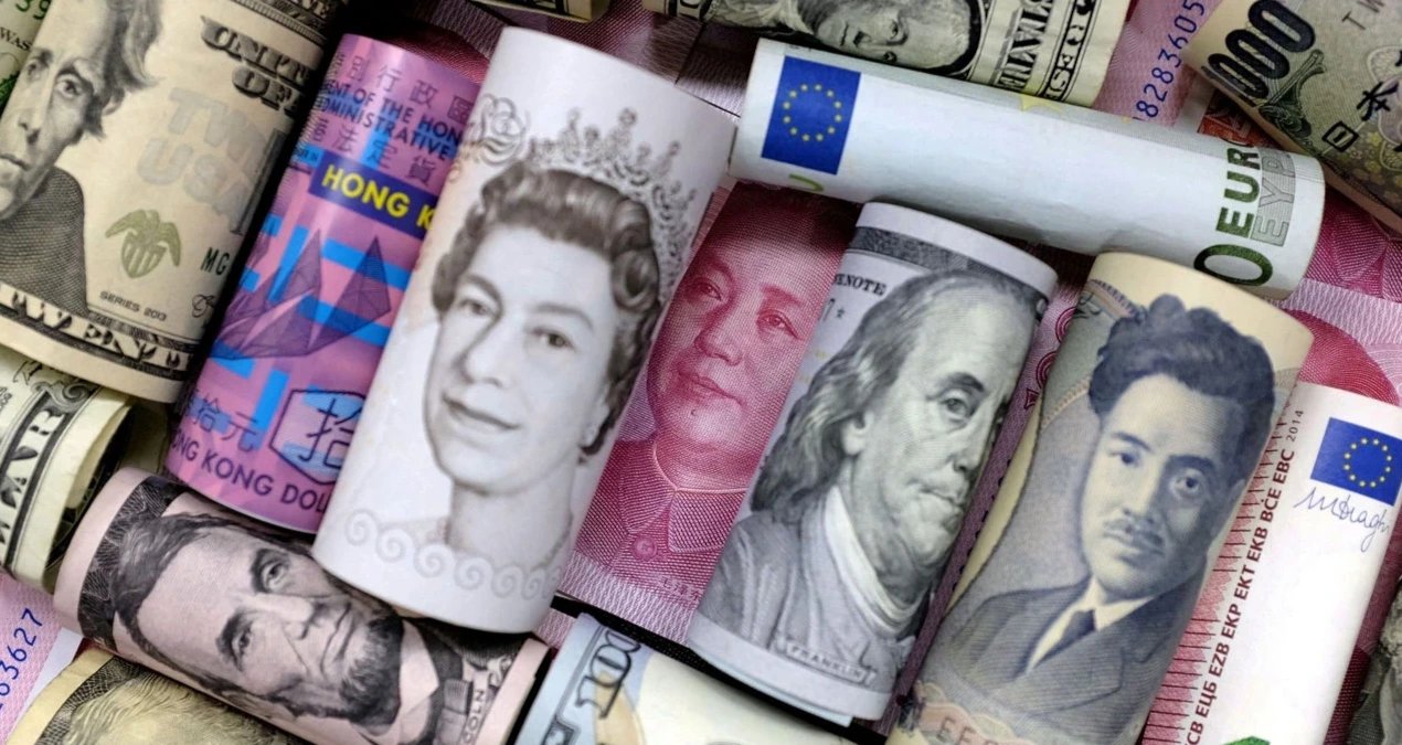 Japan's forex reserves fall $79.6 billion in August after yen intervention