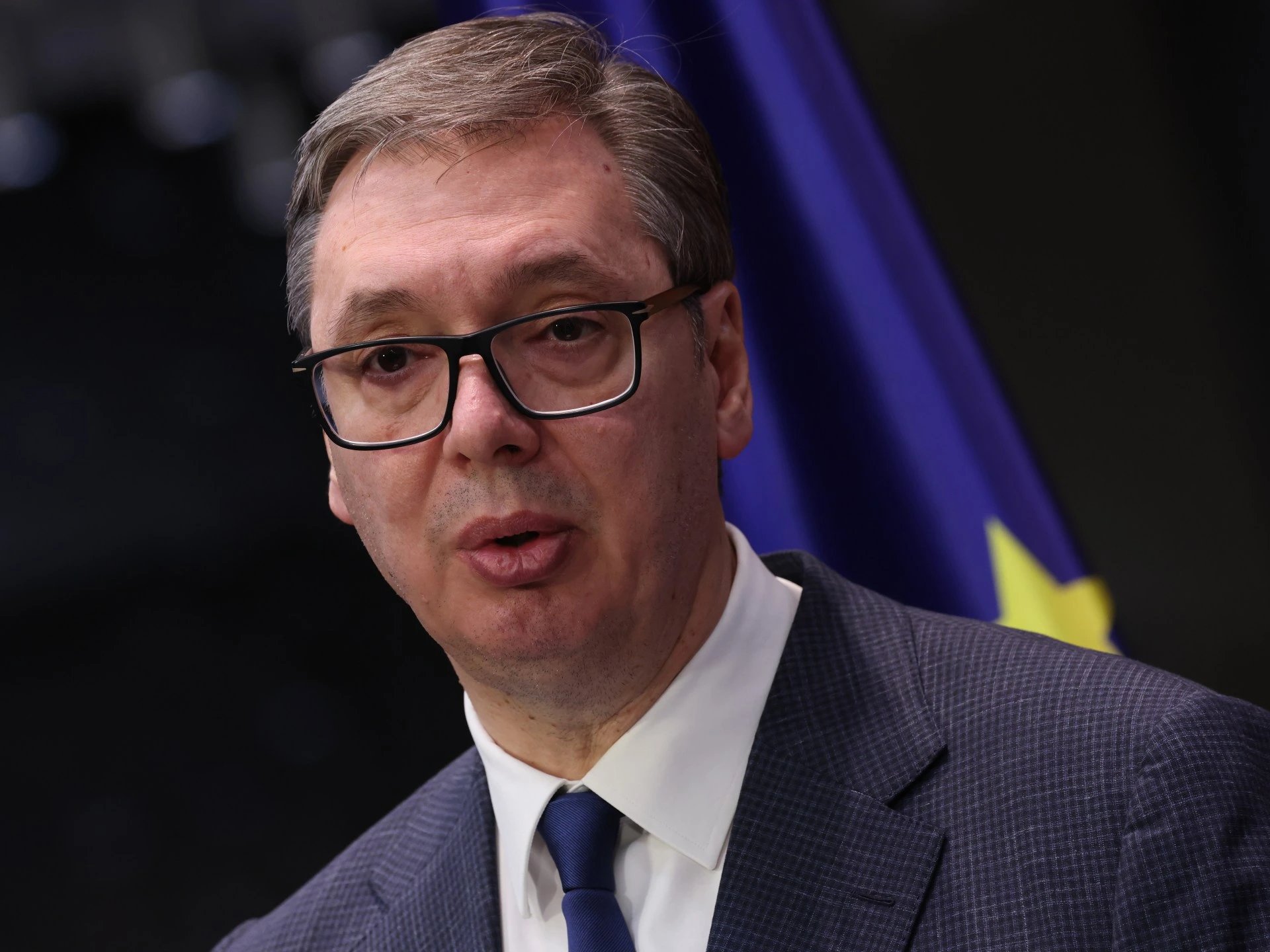 Serbia's government proposes dissolving parliament for snap election