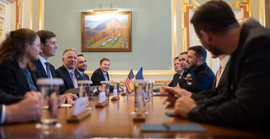 Уиткофф пен Кушнер атысты тоқтату туралы келіссөздерден кейін Киевтен кетті