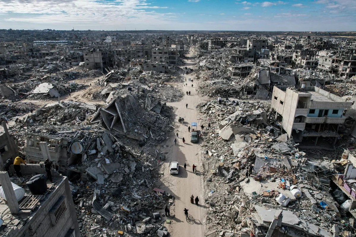 Gaza truce stalls as Israel raids continue and Hamas disarmament unresolved