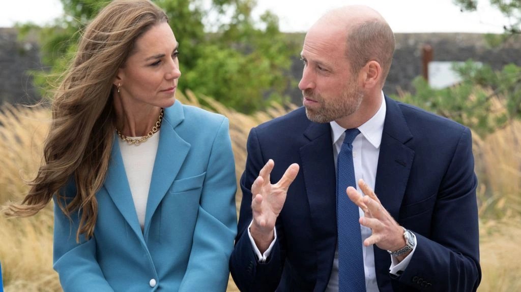 Catherine joins Prince William at suicide prevention campaign launch